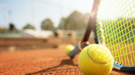 Sześć grzechów głównych tenisa: Jak uniknąć stania się graczem, którego wszyscy nienawidzą